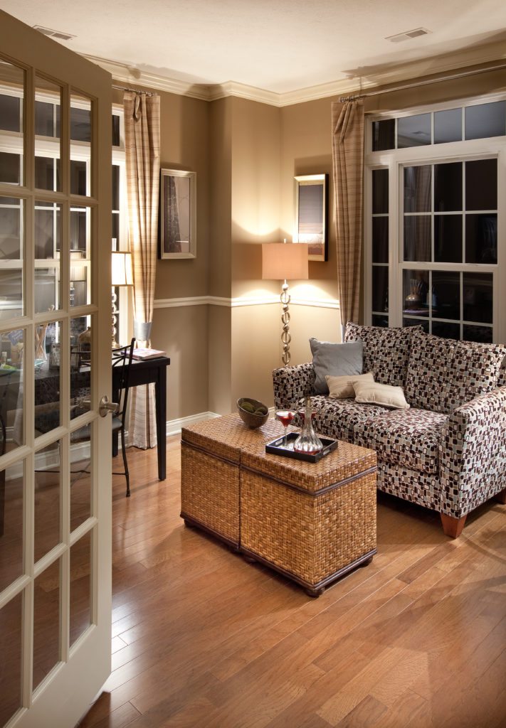 Epcon_Interior_Colonnade_Den