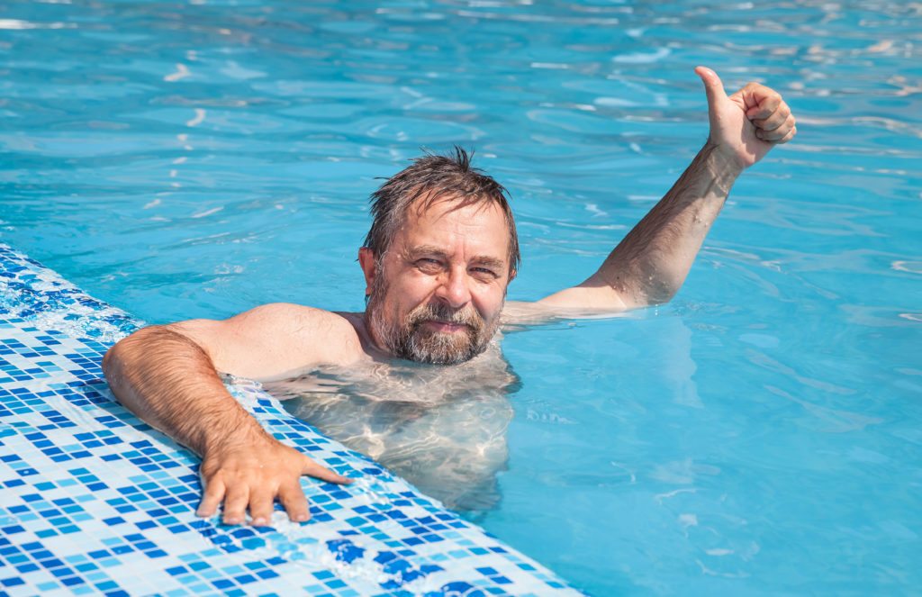 Lifestyle_Stock_Man_Pool_55442317